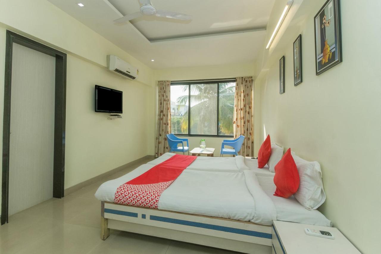 Flagship 4387 Hotel Theem Plaaza Nashik Dış mekan fotoğraf