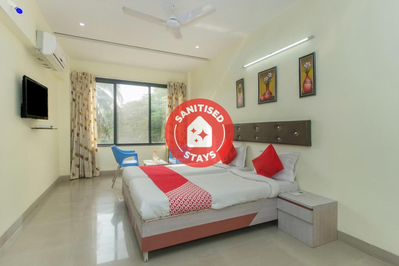 Flagship 4387 Hotel Theem Plaaza Nashik Dış mekan fotoğraf