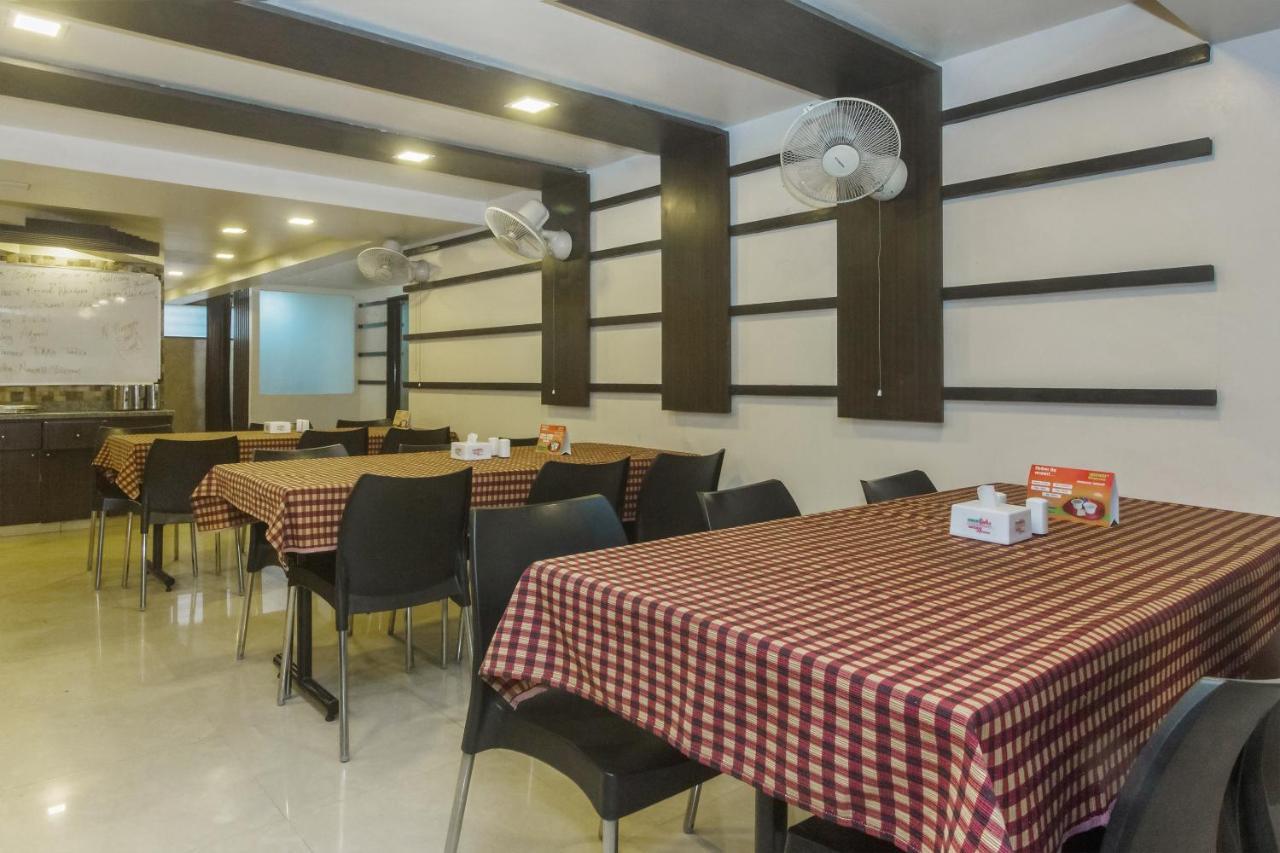 Flagship 4387 Hotel Theem Plaaza Nashik Dış mekan fotoğraf