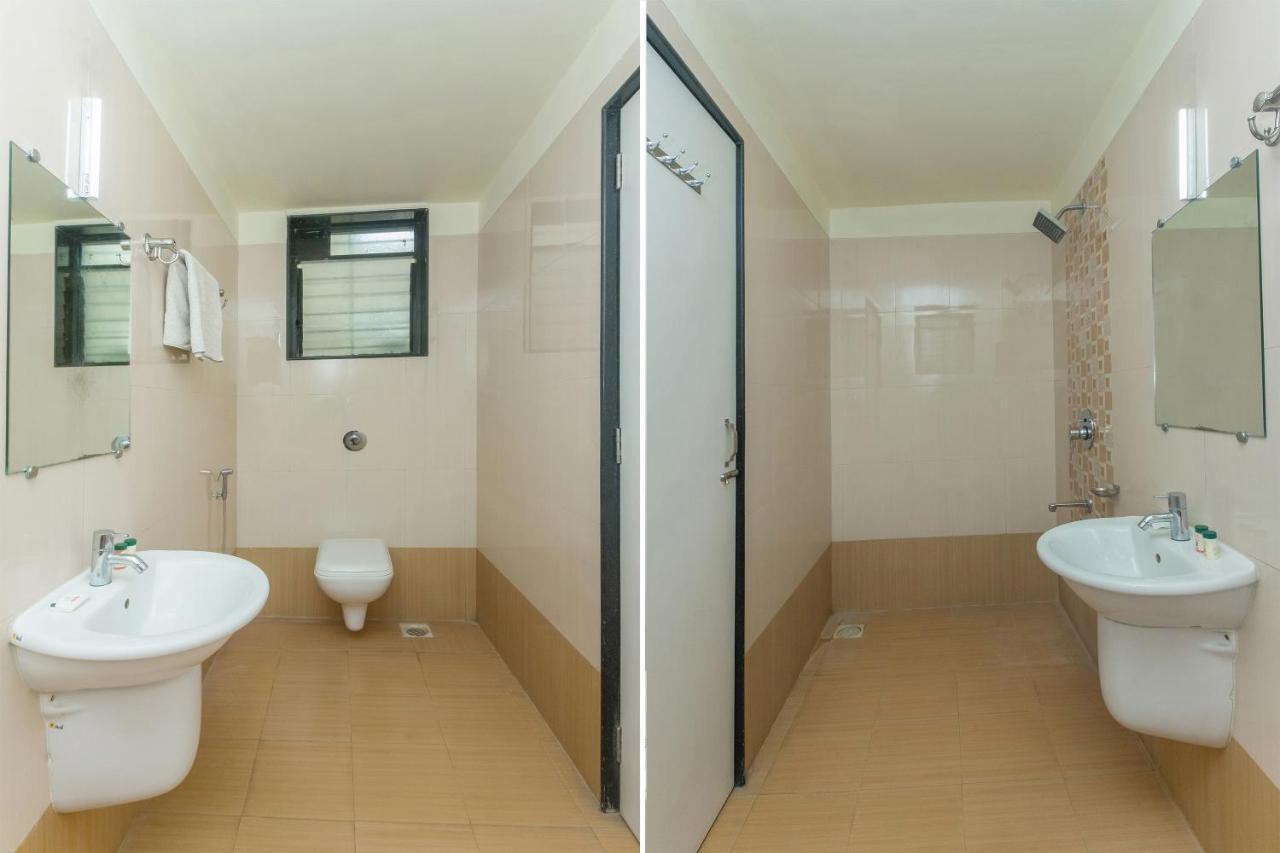 Flagship 4387 Hotel Theem Plaaza Nashik Dış mekan fotoğraf