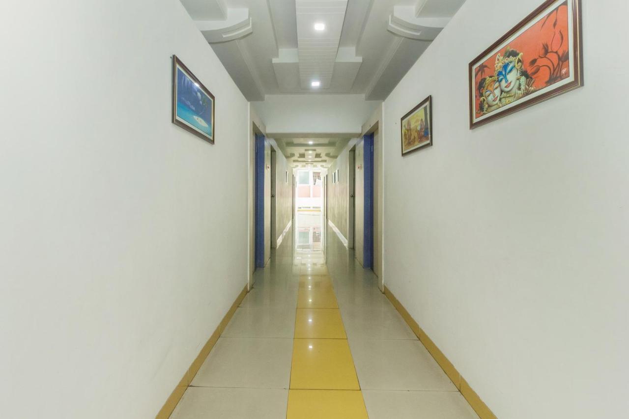 Flagship 4387 Hotel Theem Plaaza Nashik Dış mekan fotoğraf