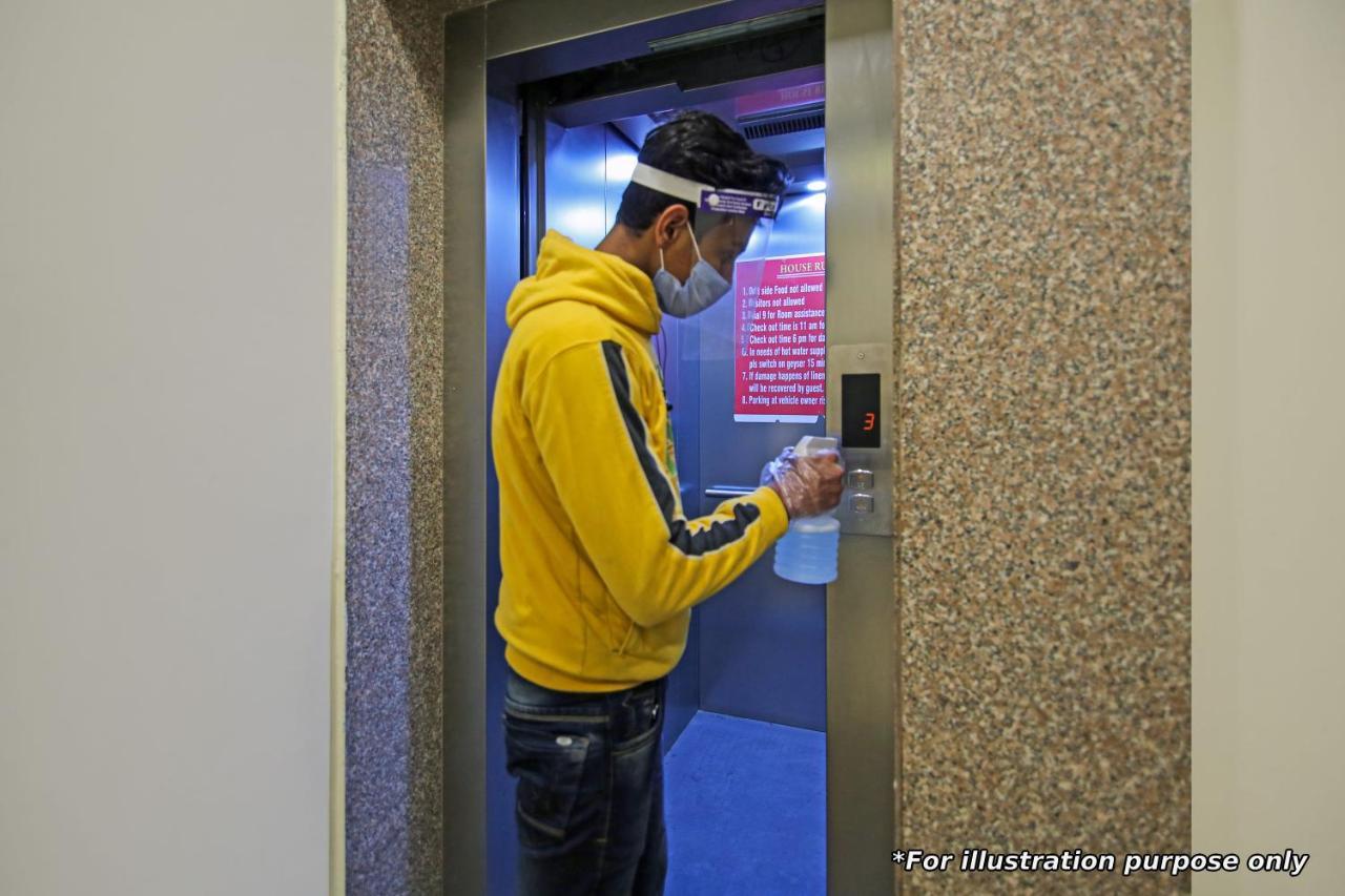 Flagship 4387 Hotel Theem Plaaza Nashik Dış mekan fotoğraf